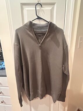 Eddie Bauer Men's Zip-Neck Sweater in Gray